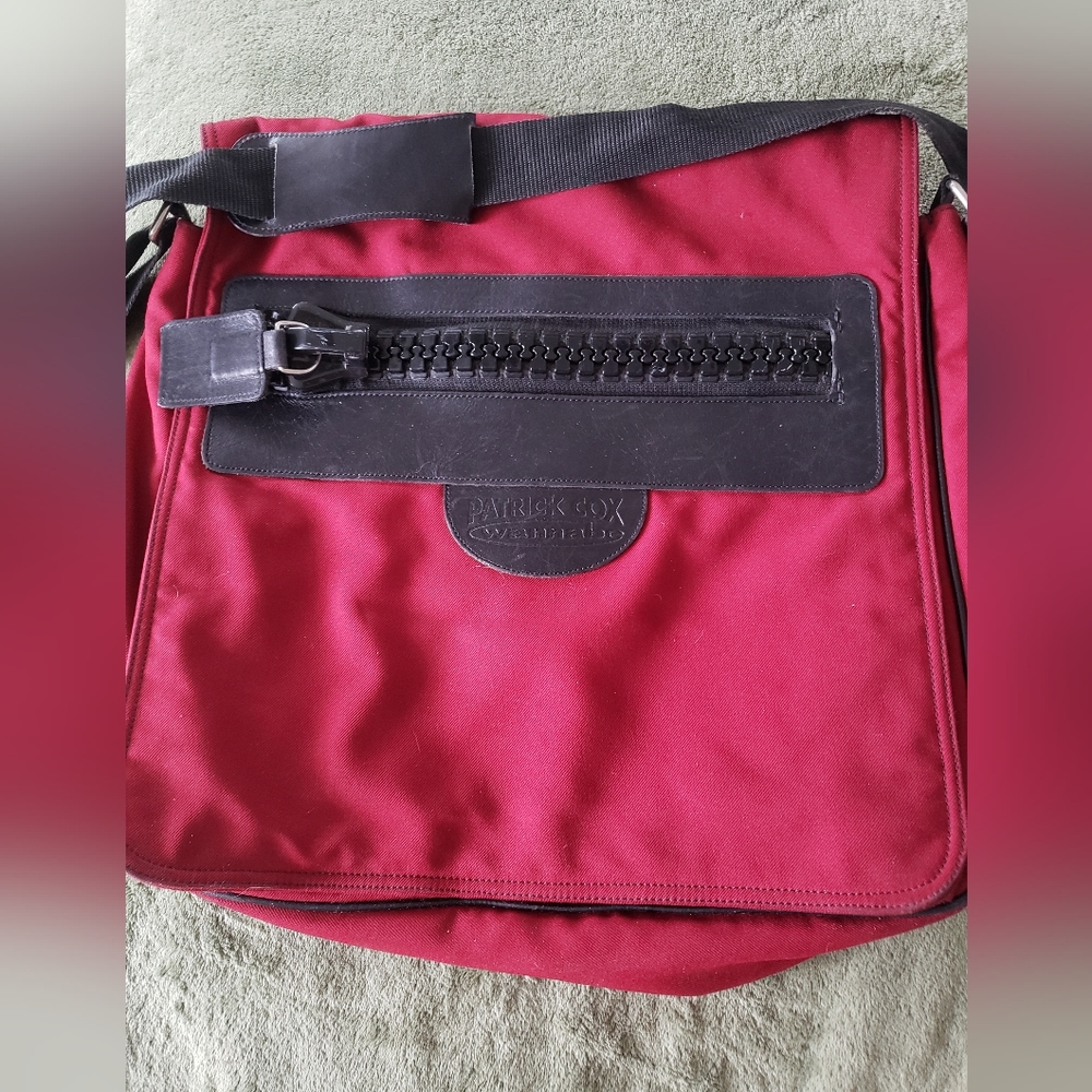 vintage Patrick Cox wannabe messenger bag